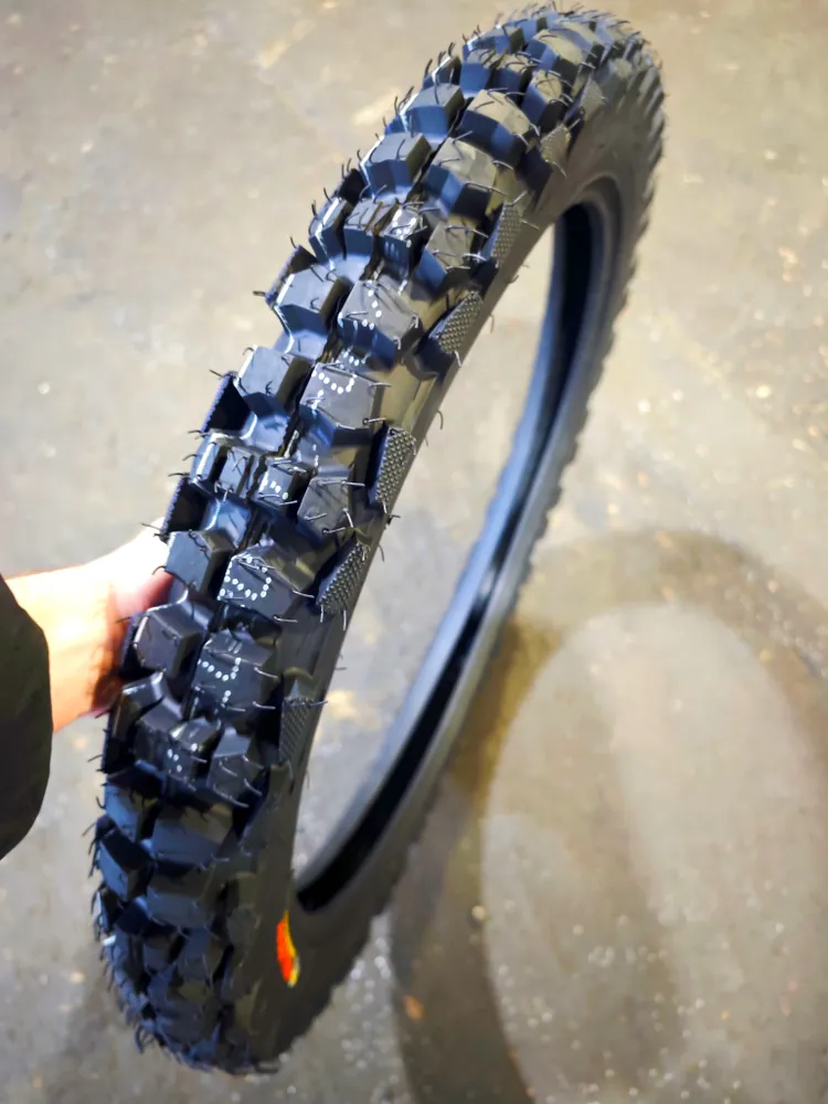 FALLBERY БЕРИ И ЕБОШ Мотошины 90/90 R21 42 M Front